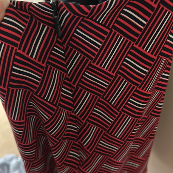 Banana Republic Factory Red Print Twist Neck Halter Top - Picture 4 of 6